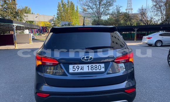 Acheter Occasion Voiture Hyundai Santa Fe Gris à Brazzaville, Commune de Brazzaville Acheter Occasion Voiture Hyundai Santa Fe Gris à Brazzaville, Commune de Brazzaville