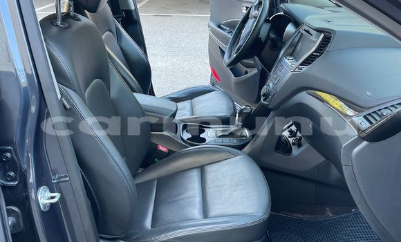 Acheter Occasion Voiture Hyundai Santa Fe Gris à Brazzaville, Commune de Brazzaville Acheter Occasion Voiture Hyundai Santa Fe Gris à Brazzaville, Commune de Brazzaville