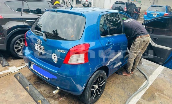 Acheter Occasion Voiture Toyota Yaris Bleu à Brazzaville, Commune de Brazzaville Acheter Occasion Voiture Toyota Yaris Bleu à Brazzaville, Commune de Brazzaville