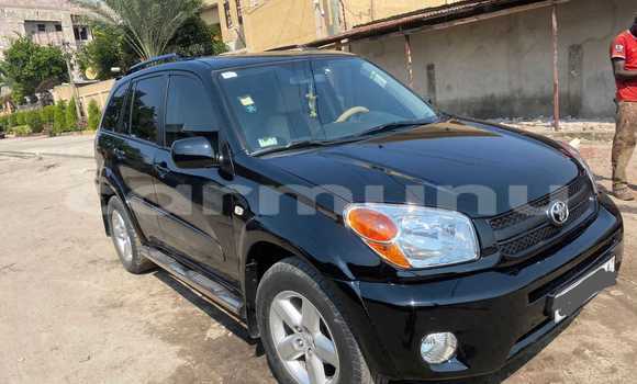 Acheter Occasion Voiture Toyota RAV4 Noir à Brazzaville, Commune de Brazzaville Acheter Occasion Voiture Toyota RAV4 Noir à Brazzaville, Commune de Brazzaville