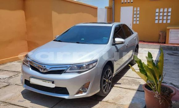 Acheter Occasion Voiture Toyota Camry Gris à Brazzaville, Commune de Brazzaville Acheter Occasion Voiture Toyota Camry Gris à Brazzaville, Commune de Brazzaville