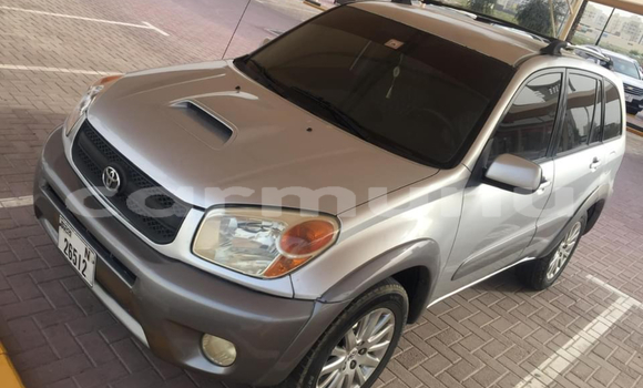 Buy Used Toyota RAV4 White Car in Brazzaville in Municipality of Brazzaville Buy Used Toyota RAV4 White Car in Brazzaville in Municipality of Brazzaville