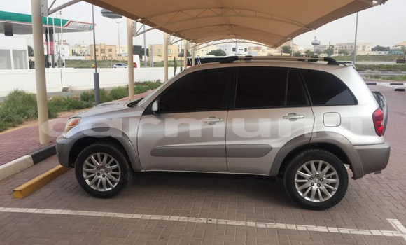 Buy Used Toyota RAV4 White Car in Brazzaville in Municipality of Brazzaville Buy Used Toyota RAV4 White Car in Brazzaville in Municipality of Brazzaville