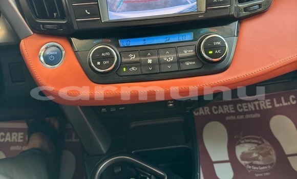 Acheter Occasion Voiture Toyota RAV4 Blanc à Pointe–Noire, Région du Kouilou Acheter Occasion Voiture Toyota RAV4 Blanc à Pointe–Noire, Région du Kouilou