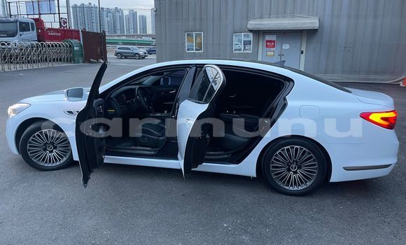 Acheter Neuf Voiture Kia K9 Blanc à Brazzaville, Commune de Brazzaville Acheter Neuf Voiture Kia K9 Blanc à Brazzaville, Commune de Brazzaville