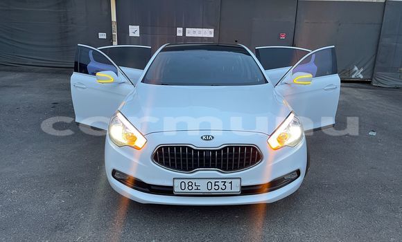 Acheter Neuf Voiture Kia K9 Blanc à Brazzaville, Commune de Brazzaville Acheter Neuf Voiture Kia K9 Blanc à Brazzaville, Commune de Brazzaville