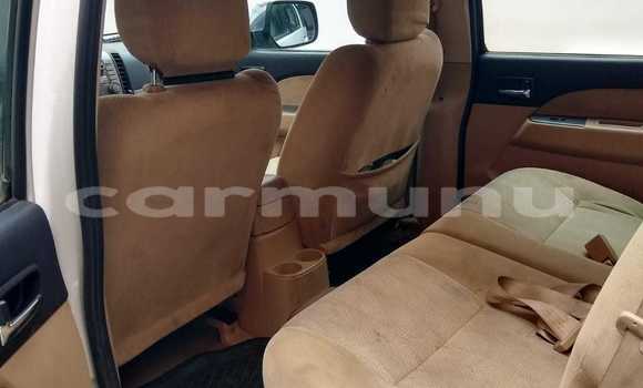 Acheter Occasion Voiture Ford Everest Blanc à Brazzaville, Commune de Brazzaville Acheter Occasion Voiture Ford Everest Blanc à Brazzaville, Commune de Brazzaville