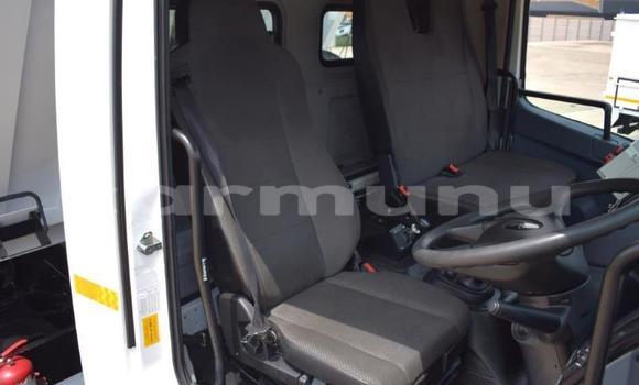 Acheter Import Utilitaire Mitsubishi Van Blanc à Import - Dubai, Région de la Bouenza Acheter Import Utilitaire Mitsubishi Van Blanc à Import - Dubai, Région de la Bouenza