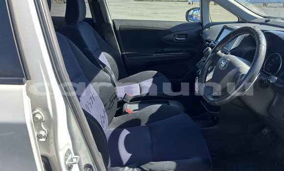 Acheter Occasion Voiture Toyota Wish Blanc à Import - Dubai, Région de la Bouenza Acheter Occasion Voiture Toyota Wish Blanc à Import - Dubai, Région de la Bouenza