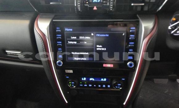 Buy Used Toyota Fortuner White Car in Import - Dubai in Region of Bouenza Buy Used Toyota Fortuner White Car in Import - Dubai in Region of Bouenza