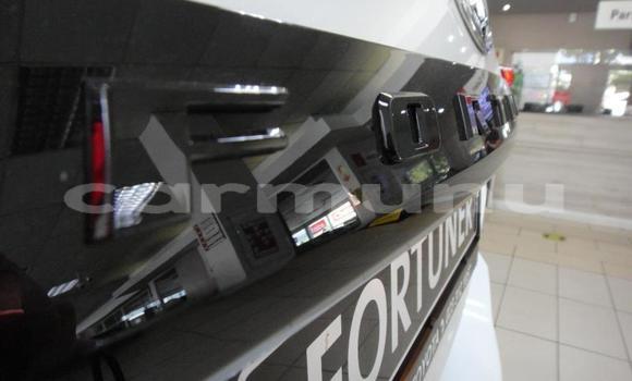 Buy Used Toyota Fortuner White Car in Import - Dubai in Region of Bouenza Buy Used Toyota Fortuner White Car in Import - Dubai in Region of Bouenza