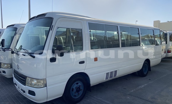 Acheter Occasion Voiture Toyota Coaster Bleu à Pointe–Noire, Région du Kouilou Acheter Occasion Voiture Toyota Coaster Bleu à Pointe–Noire, Région du Kouilou