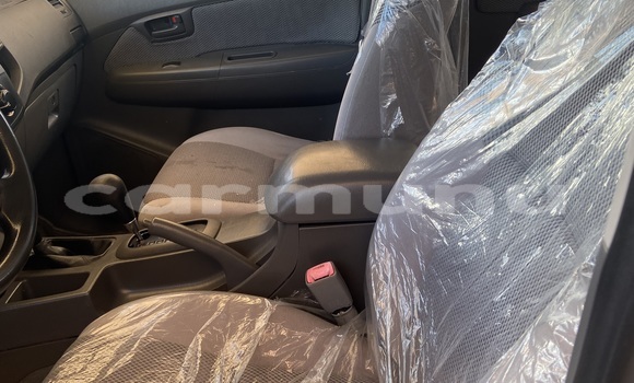 Acheter Occasion Voiture Toyota Hilux Blanc à Brazzaville, Commune de Brazzaville Acheter Occasion Voiture Toyota Hilux Blanc à Brazzaville, Commune de Brazzaville