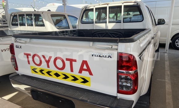 Acheter Occasion Voiture Toyota Hilux Blanc à Brazzaville, Commune de Brazzaville Acheter Occasion Voiture Toyota Hilux Blanc à Brazzaville, Commune de Brazzaville