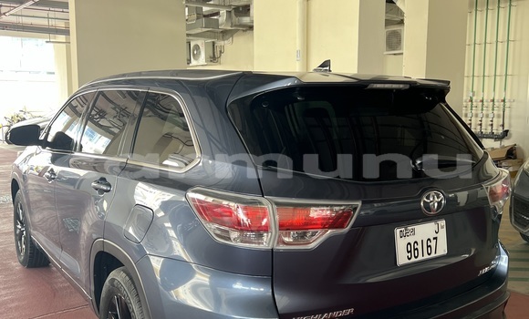 Acheter Occasion Voiture Toyota Highlander Bleu à Brazzaville, Commune de Brazzaville Acheter Occasion Voiture Toyota Highlander Bleu à Brazzaville, Commune de Brazzaville