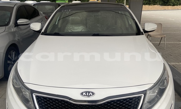 Acheter Occasion Voiture Kia K5 Blanc à Brazzaville, Commune de Brazzaville Acheter Occasion Voiture Kia K5 Blanc à Brazzaville, Commune de Brazzaville