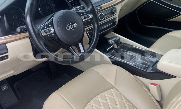 Acheter Occasion Voiture Kia K7 Gris à Pointe–Noire, Région du Kouilou Acheter Occasion Voiture Kia K7 Gris à Pointe–Noire, Région du Kouilou