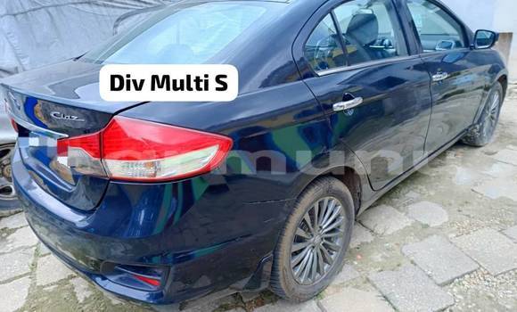 Acheter Occasion Voiture Suzuki Ciaz Noir à Brazzaville, Commune de Brazzaville Acheter Occasion Voiture Suzuki Ciaz Noir à Brazzaville, Commune de Brazzaville