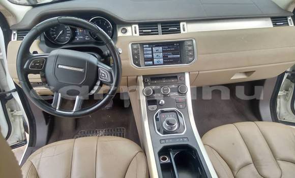 Acheter Occasion Voiture Range Rover Evoque Blanc à Brazzaville, Commune de Brazzaville Acheter Occasion Voiture Range Rover Evoque Blanc à Brazzaville, Commune de Brazzaville