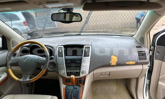 Acheter Occasion Voiture Lexus RX 330 Blanc à Brazzaville, Commune de Brazzaville Acheter Occasion Voiture Lexus RX 330 Blanc à Brazzaville, Commune de Brazzaville