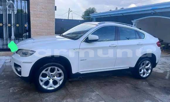 Acheter Occasion Voiture BMW X6 Blanc à Brazzaville, Commune de Brazzaville Acheter Occasion Voiture BMW X6 Blanc à Brazzaville, Commune de Brazzaville