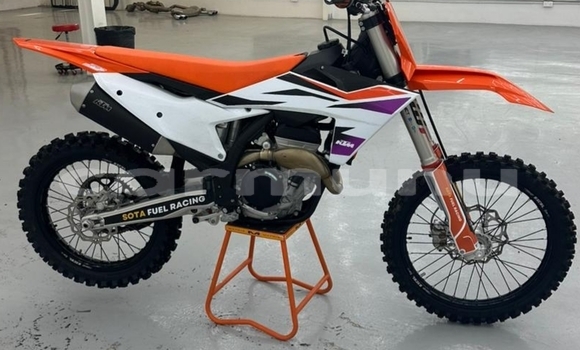 Acheter Occasion Moto KTM 250 Beige à Brazzaville, Commune de Brazzaville