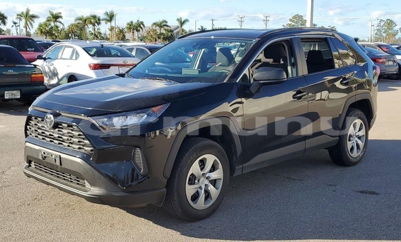 Acheter Occasion Voiture Toyota RAV4 Noir à Brazzaville, Commune de Brazzaville Acheter Occasion Voiture Toyota RAV4 Noir à Brazzaville, Commune de Brazzaville