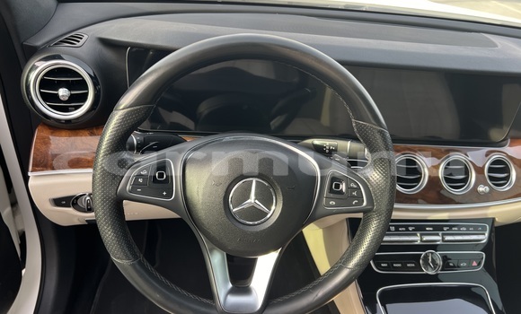 Acheter Occasion Voiture Mercedes-Benz E–Class Autre à Brazzaville, Commune de Brazzaville Acheter Occasion Voiture Mercedes-Benz E–Class Autre à Brazzaville, Commune de Brazzaville