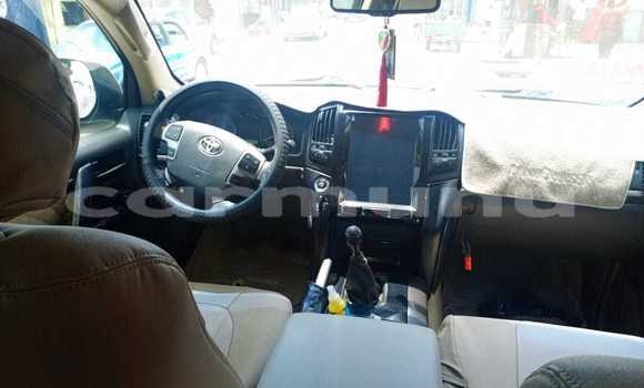 Acheter Occasion Voiture Toyota Prado Blanc à Pointe–Noire, Région du Kouilou Acheter Occasion Voiture Toyota Prado Blanc à Pointe–Noire, Région du Kouilou