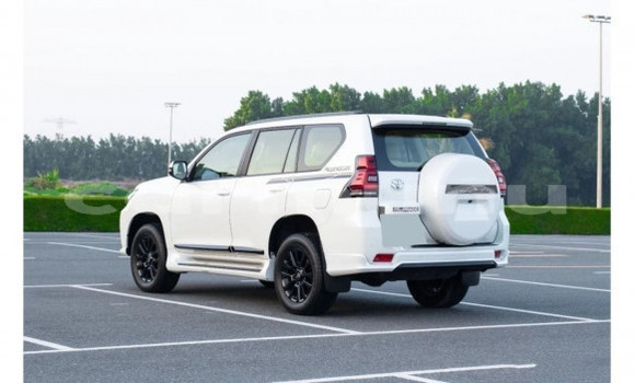 Acheter Occasion Voiture Toyota Land Cruiser Prado Blanc à Brazzaville, Commune de Brazzaville Acheter Occasion Voiture Toyota Land Cruiser Prado Blanc à Brazzaville, Commune de Brazzaville