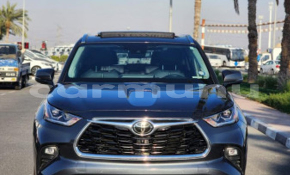 Buy Used Toyota Highlander Other Car in Brazzaville in Municipality of Brazzaville Buy Used Toyota Highlander Other Car in Brazzaville in Municipality of Brazzaville