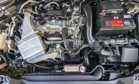 Buy Used Toyota C-HR Silver Car in Brazzaville in Municipality of Brazzaville Buy Used Toyota C-HR Silver Car in Brazzaville in Municipality of Brazzaville