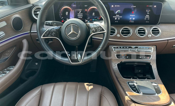 Acheter Occasion Voiture Mercedes-Benz E–Class Gris à Brazzaville, Commune de Brazzaville Acheter Occasion Voiture Mercedes-Benz E–Class Gris à Brazzaville, Commune de Brazzaville