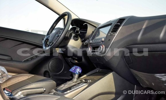 Buy Import Kia Cerato White Car in Import - Dubai in Region of Bouenza Buy Import Kia Cerato White Car in Import - Dubai in Region of Bouenza