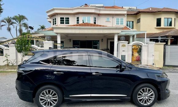 Acheter Occasion Voiture Toyota Harrier Marron à Kinkala, Pool Acheter Occasion Voiture Toyota Harrier Marron à Kinkala, Pool