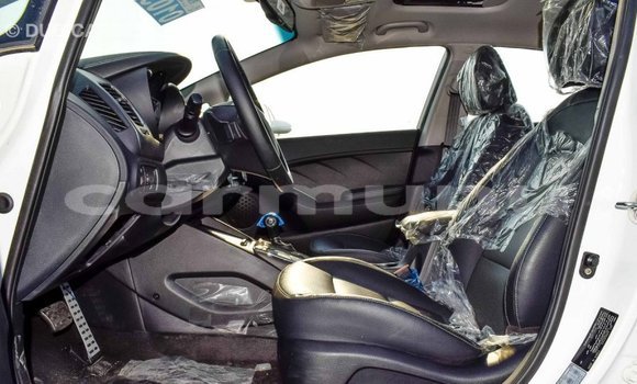 Buy Import Kia Cerato White Car in Import - Dubai in Region of Bouenza Buy Import Kia Cerato White Car in Import - Dubai in Region of Bouenza