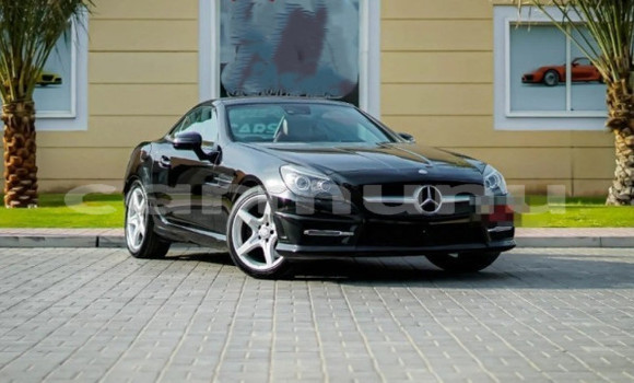 Buy Used Mercedes-Benz SLK–Class Black Car in Brazzaville in Municipality of Brazzaville Buy Used Mercedes-Benz SLK–Class Black Car in Brazzaville in Municipality of Brazzaville