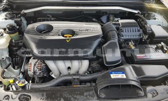 Buy Used Hyundai Sonata Silver Car in Brazzaville in Municipality of Brazzaville Buy Used Hyundai Sonata Silver Car in Brazzaville in Municipality of Brazzaville