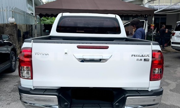 Acheter Occasion Voiture Toyota Hilux Autre à Gamboma, Plateaux Acheter Occasion Voiture Toyota Hilux Autre à Gamboma, Plateaux