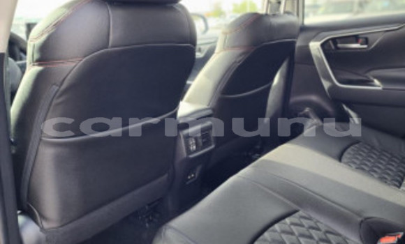 Buy Used Toyota RAV4 Silver Car in Brazzaville in Municipality of Brazzaville Buy Used Toyota RAV4 Silver Car in Brazzaville in Municipality of Brazzaville
