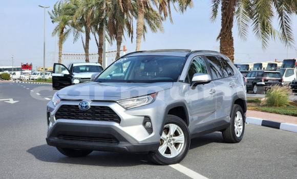 Buy Used Toyota RAV4 Silver Car in Brazzaville in Municipality of Brazzaville Buy Used Toyota RAV4 Silver Car in Brazzaville in Municipality of Brazzaville