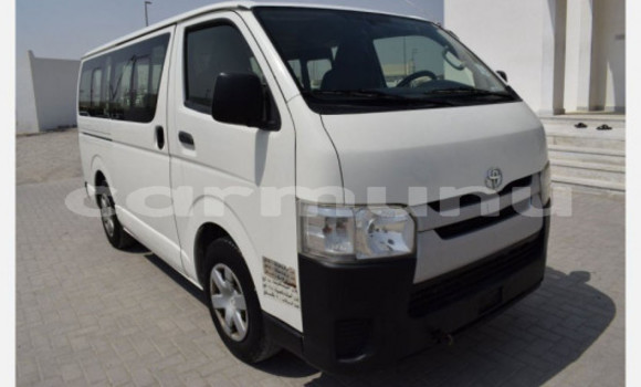Buy Used Toyota Hiace White Car in Brazzaville in Municipality of Brazzaville Buy Used Toyota Hiace White Car in Brazzaville in Municipality of Brazzaville