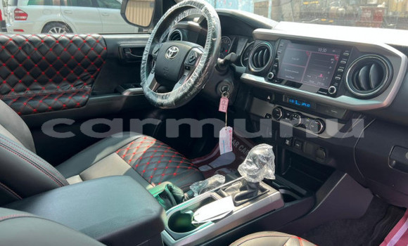 Buy Used Toyota Tacoma White Car in Brazzaville in Municipality of Brazzaville Buy Used Toyota Tacoma White Car in Brazzaville in Municipality of Brazzaville
