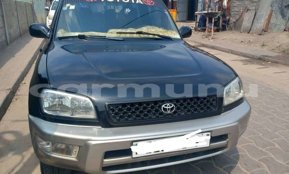 Acheter Occasion Voiture Toyota RAV4 Bleu à Brazzaville, Commune de Brazzaville Acheter Occasion Voiture Toyota RAV4 Bleu à Brazzaville, Commune de Brazzaville