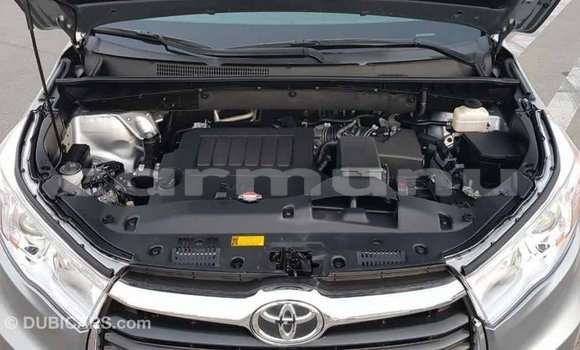 Buy Import Toyota Highlander Other Car in Import - Dubai in Region of Bouenza Buy Import Toyota Highlander Other Car in Import - Dubai in Region of Bouenza