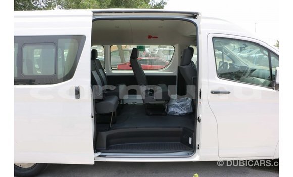 Buy Import Toyota Hiace White Car in Import - Dubai in Region of Bouenza Buy Import Toyota Hiace White Car in Import - Dubai in Region of Bouenza
