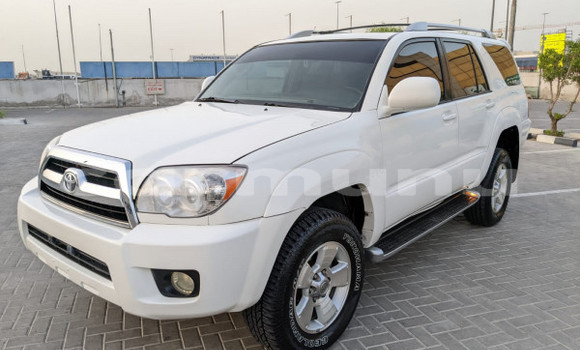 Buy Used Toyota 4Runner White Car in Brazzaville in Municipality of Brazzaville Buy Used Toyota 4Runner White Car in Brazzaville in Municipality of Brazzaville