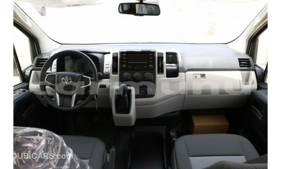 Buy Import Toyota Hiace White Car in Import - Dubai in Region of Bouenza Buy Import Toyota Hiace White Car in Import - Dubai in Region of Bouenza