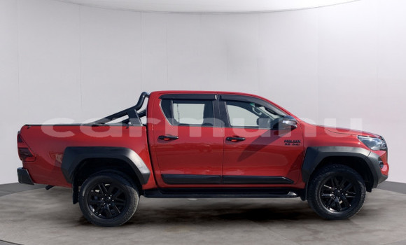 Buy Used Toyota Hilux Red Car in Brazzaville in Municipality of Brazzaville Buy Used Toyota Hilux Red Car in Brazzaville in Municipality of Brazzaville