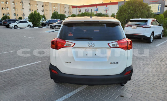 Buy Used Toyota RAV4 White Car in Brazzaville in Municipality of Brazzaville Buy Used Toyota RAV4 White Car in Brazzaville in Municipality of Brazzaville